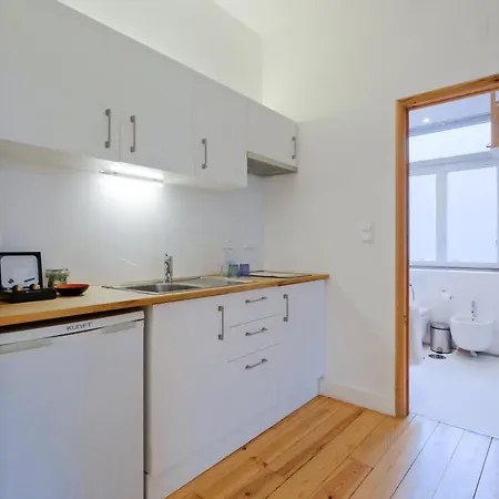 Aparthotel Chiado Arty Flats 4*