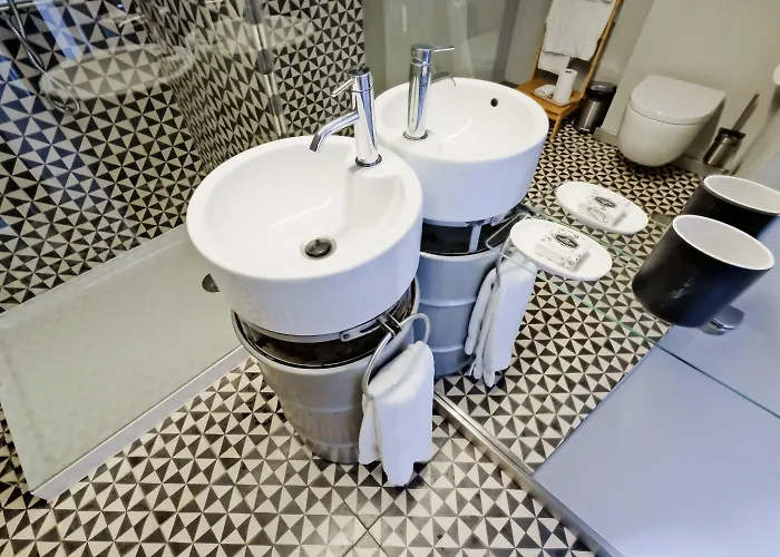 Chiado Arty Flats 4*