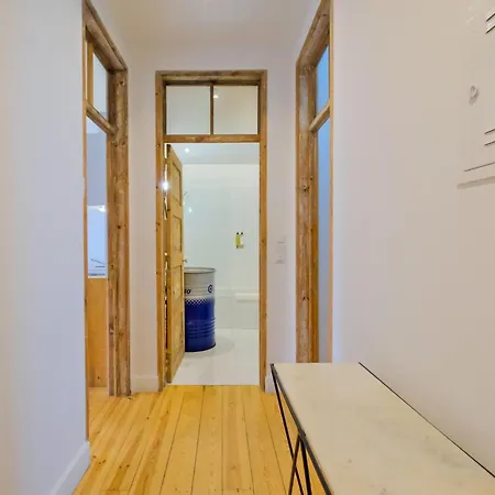 Chiado Arty Flats 4* Лиссабон