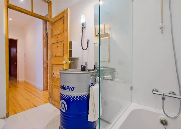 Chiado Arty Flats Aparthotel Lisbona