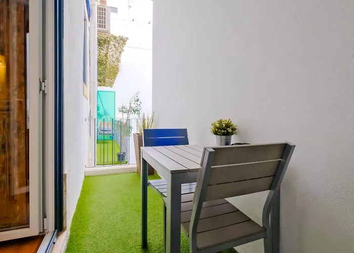 Chiado Arty Flats 4* Lissabon