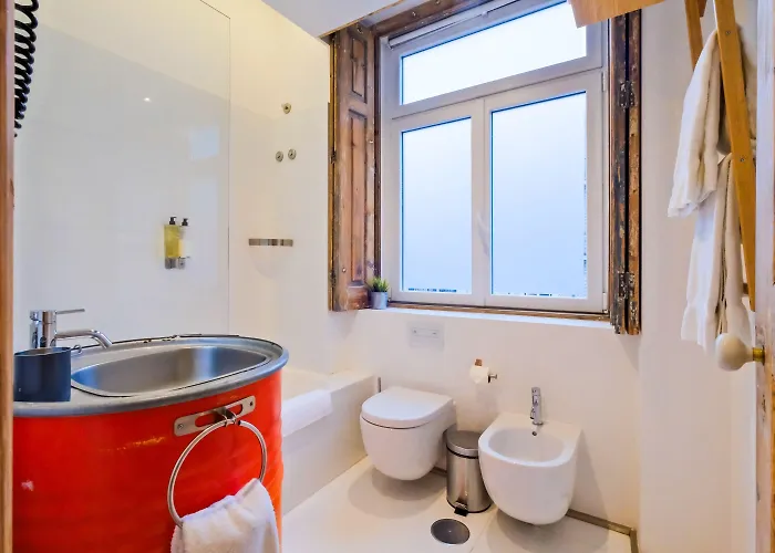 Chiado Arty Flats Aparthotel 4*