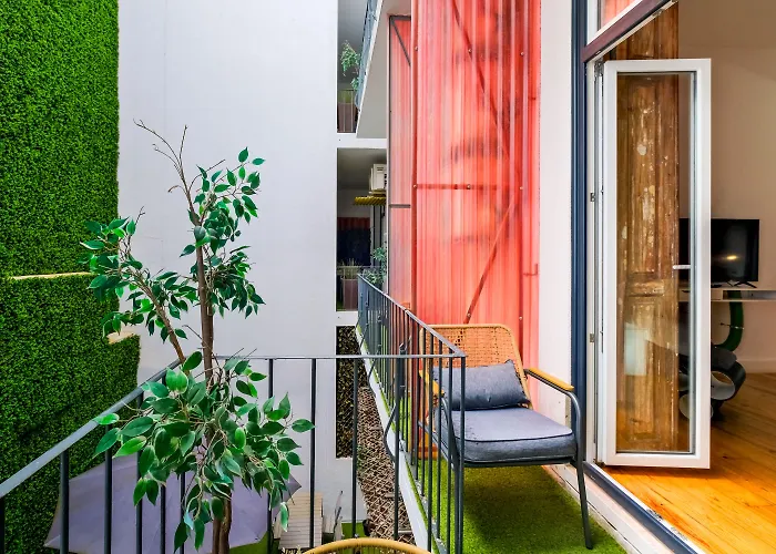 Chiado Arty Flats Aparthotel 4*