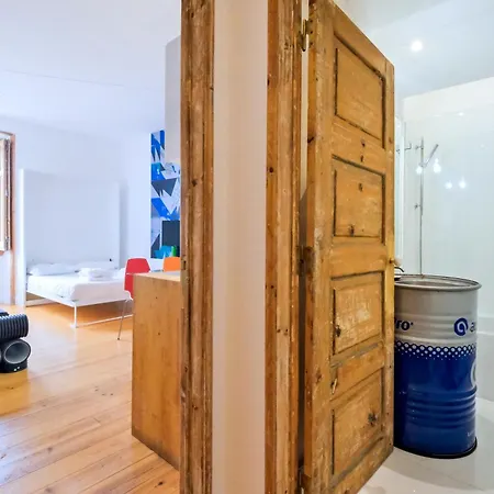 Chiado Arty Flats Apartahotel 4*