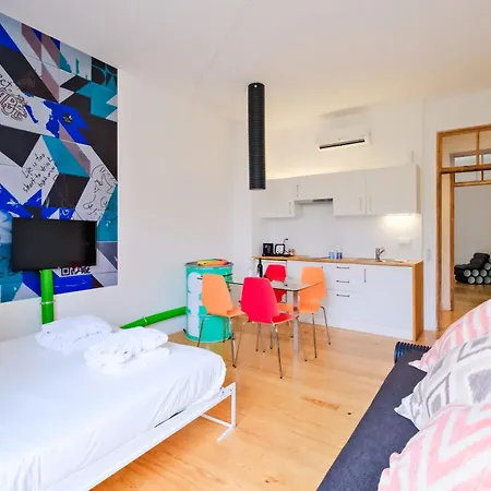 Chiado Arty Flats Apart-hotel 4*