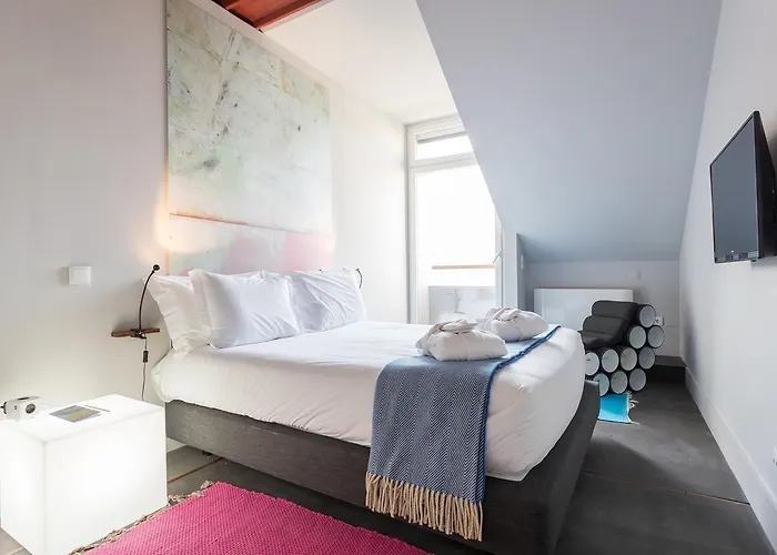 Chiado Arty Flats Лиссабон