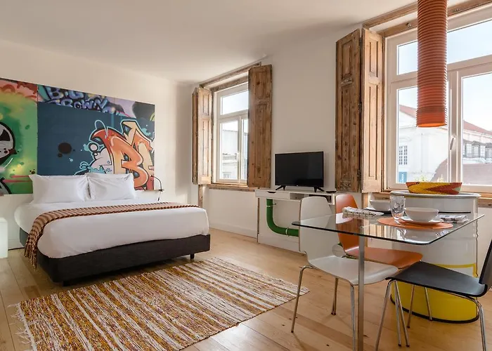 Апарт-отель Chiado Arty Flats 4*